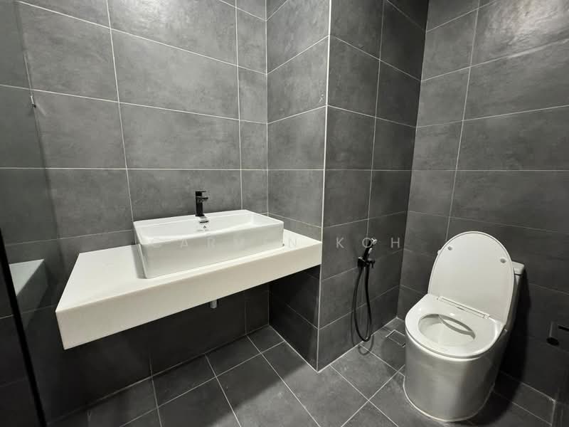 Service Residence for Rent at The Mate @ Damansara Jaya - Carmen Koh - Bathroom - PropertyGuru.com.my