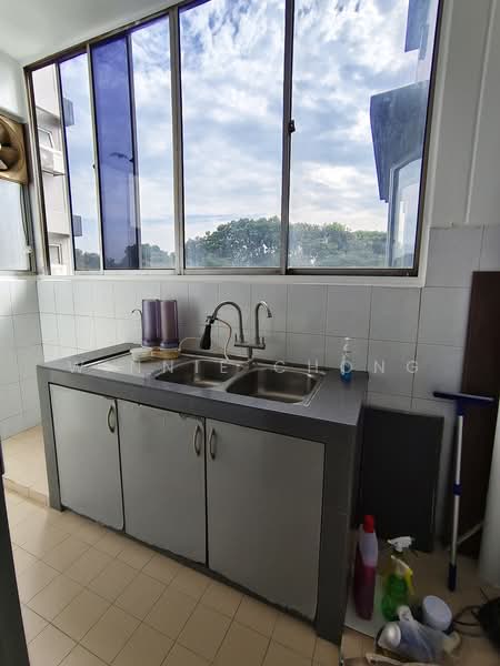 Pangsapuri untuk Disewa di Kenanga Apartments - Winnie Chong - Kitchen - PropertyGuru.com.my