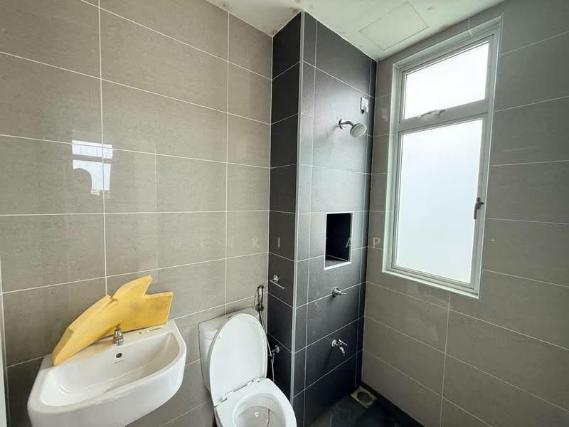 Apartment for Sale at D'Lagoon Luxury Apartment - Genki Yap - Bathroom - PropertyGuru.com.my