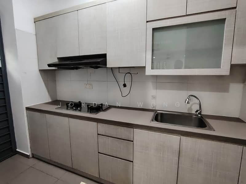 Rumah Teres 2 Tingkat untuk Disewa di Senibong (Permas Jaya) - Jordan Wong - Kitchen - PropertyGuru.com.my