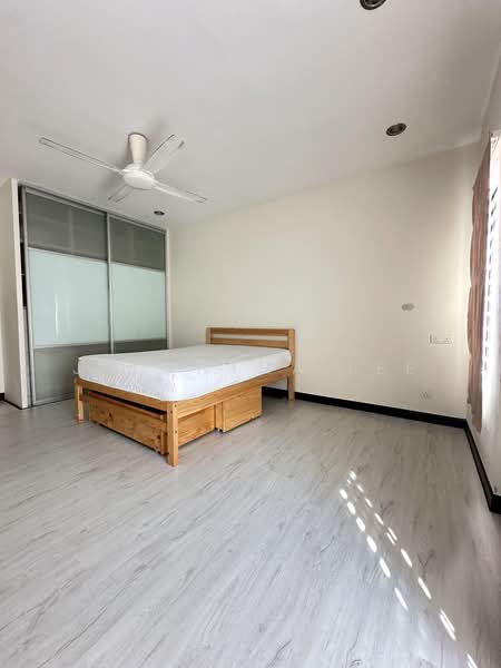 Rumah Teres 2.5 Tingkat untuk Dijual di Setia Pearl Island (Bayan Lepas) - Jacyntha Lee - PropertyGuru.com.my