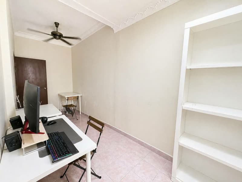 2-storey Terraced House for Sale in Subang Bestari (Shah Alam) - Yasmin Sulaiman - Study - PropertyGuru.com.my