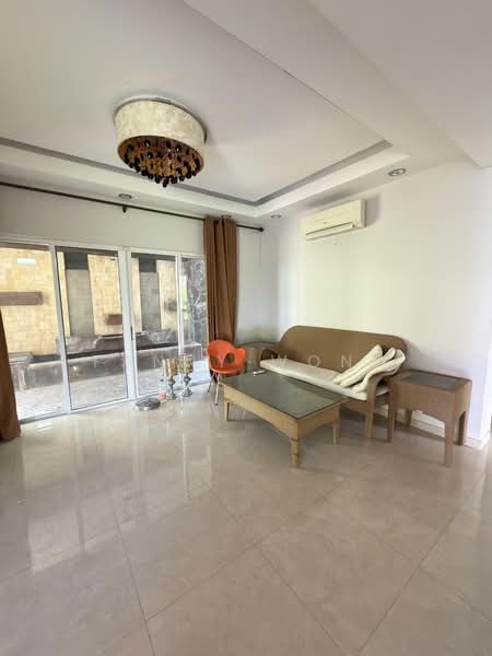 Bungalow for Rent in Batu Ferringhi (Penang) - Fanny Wong - Living Room - PropertyGuru.com.my