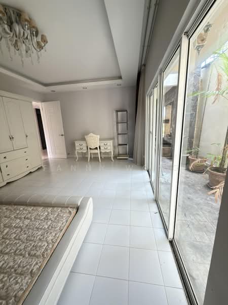 Bungalow for Rent in Batu Ferringhi (Penang) - Fanny Wong - Bedroom - PropertyGuru.com.my