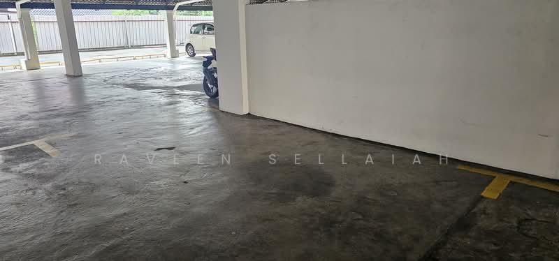 Kondominium untuk Dijual di Bukit Gembira Condominium - Raveen Sellaiah - Car Park - PropertyGuru.com.my