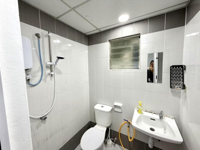 Apartment for Sale at Villa Tropika - Muhammed Nazri bin Mustapha - Bathroom - PropertyGuru.com.my