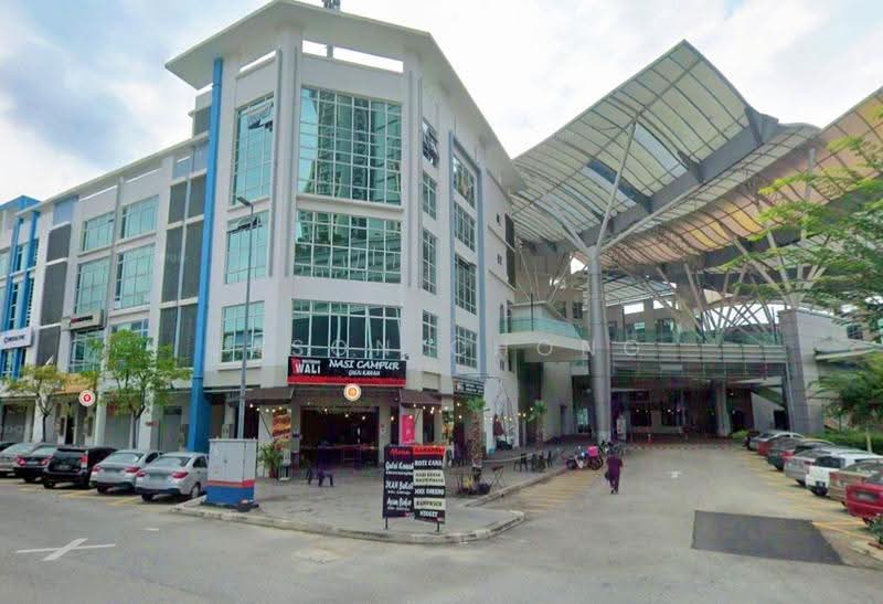 Shop for Sale in Bandar Putra Permai (Seri Kembangan) - Jason Chong - Exterior - PropertyGuru.com.my