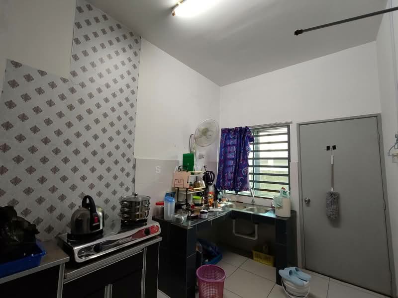 Rumah Teres 1 Tingkat untuk Dijual di Taman Pasir Wang (Lahat) - Sam . - Kitchen - PropertyGuru.com.my