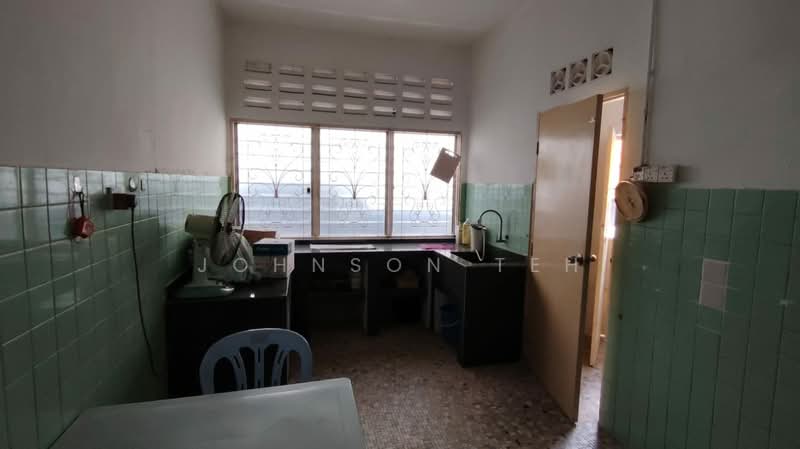 Rumah Teres 2 Tingkat untuk Dijual di Pulau Pinang (Jelutong) - Johnson Teh - Kitchen - PropertyGuru.com.my