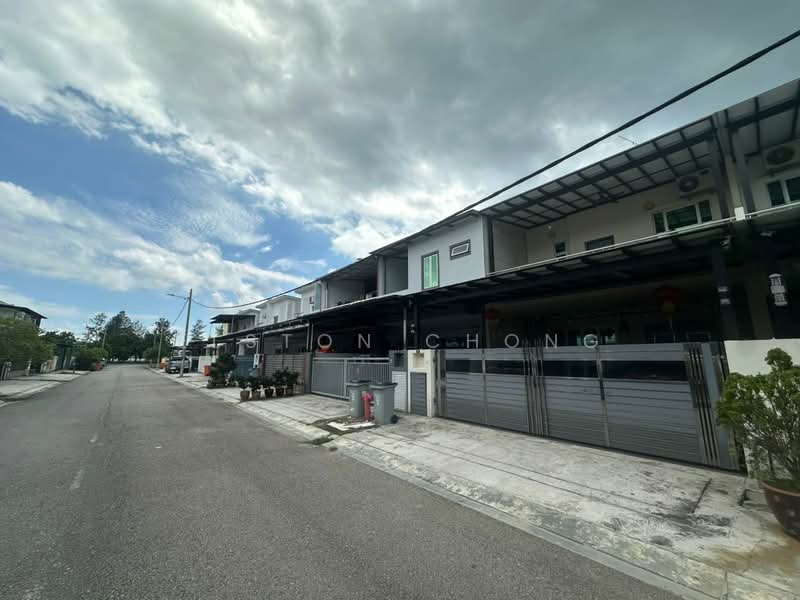 2-storey Terraced House for Sale in Kluang (Johor) - Elston Chong - Exterior - PropertyGuru.com.my
