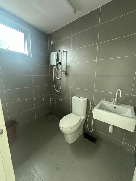 2-storey Terraced House for Sale in Kluang (Johor) - Elston Chong - Bathroom - PropertyGuru.com.my