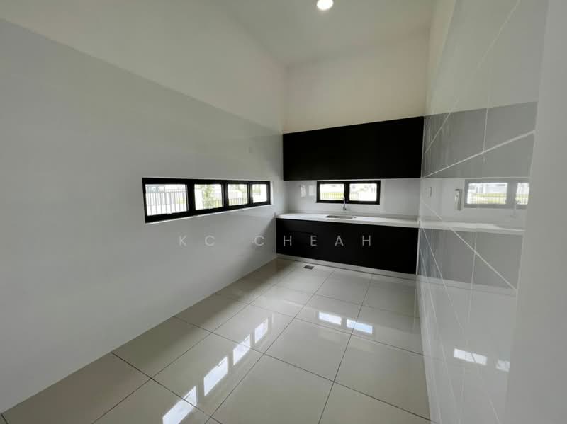 Bungalow for Rent in Eco Grandeur (Puncak Alam) - KC Cheah - Kitchen - PropertyGuru.com.my