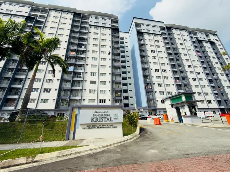 Kondominium untuk Dijual di D'Kristal Apartment (Pangsapuri D'Kristal) - Azli Ibrahim - Exterior - PropertyGuru.com.my