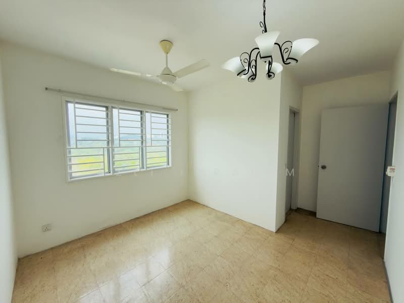Kondominium untuk Dijual di D'Kristal Apartment (Pangsapuri D'Kristal) - Azli Ibrahim - Interior - PropertyGuru.com.my