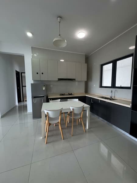 Condominium for Rent at Amberside @ Country Garden Danga Bay - Quinccy Lim - Kitchen - PropertyGuru.com.my