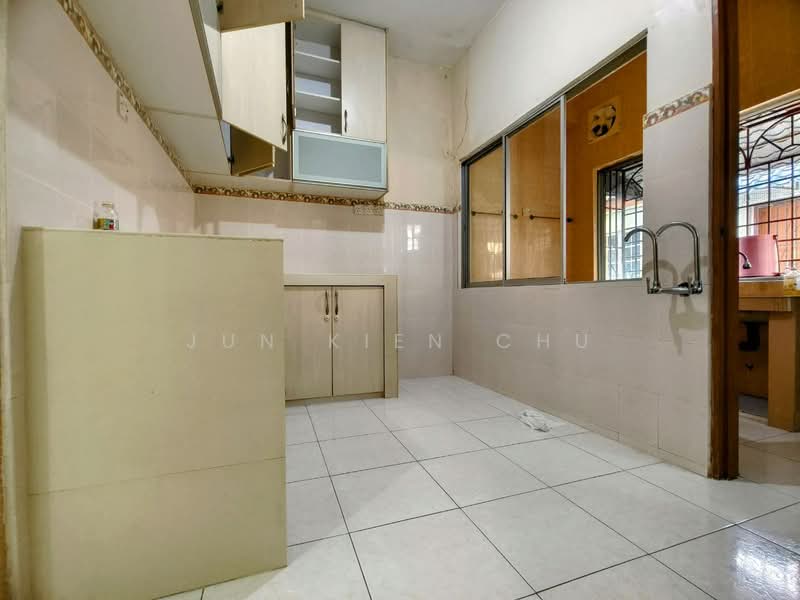 2-storey Terraced House for Sale in Pandan Perdana (Ampang) - Jun Kien Chu - Kitchen - PropertyGuru.com.my