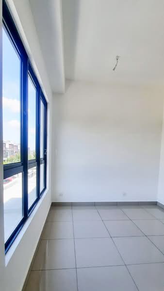 Rumah Bandar untuk Dijual di Bandar Bukit Mahkota (Bangi) - Azizirrahim . - Interior - PropertyGuru.com.my