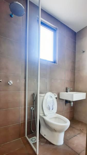 Rumah Bandar untuk Dijual di Bandar Bukit Mahkota (Bangi) - Azizirrahim . - Bathroom - PropertyGuru.com.my