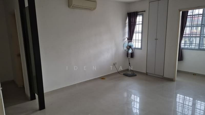 Rumah Teres 2 Tingkat untuk Dijual di Bandar Putra (Kulai) - Iden Tan - Bedroom - PropertyGuru.com.my