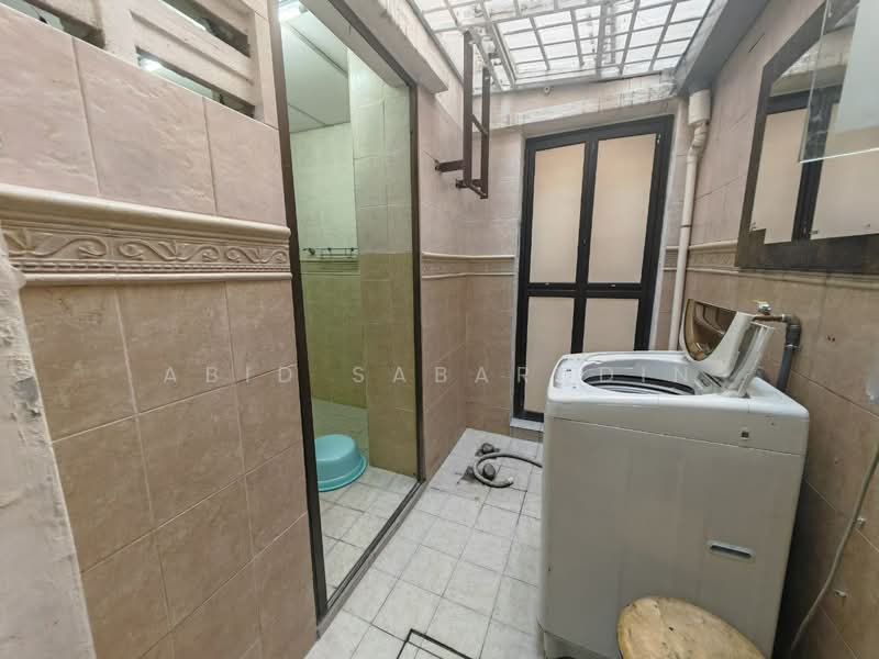 Rumah Bandar untuk Dijual di Taman Setapak Indah (Setapak) - Abid Sabarudin - Bathroom - PropertyGuru.com.my