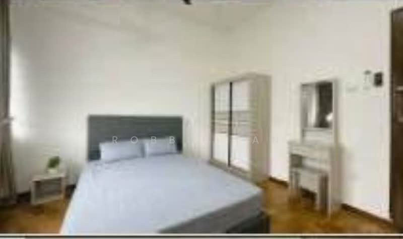 Rumah Teres 2 Tingkat untuk Disewa di Taman Daya (Johor Bahru) - Robbie Tan - Bedroom - PropertyGuru.com.my