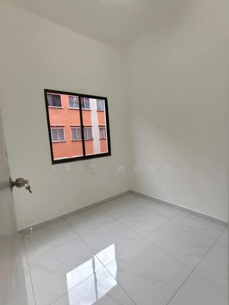Flat for Sale at Taman Pulai Utama - Eric Wong - PropertyGuru.com.my