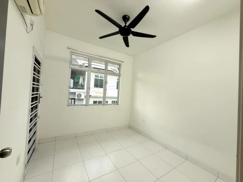 2-storey Terraced House for Sale in Mutiara Rini (Skudai) - Iden Tan - Interior - PropertyGuru.com.my