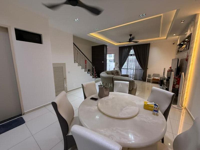 2-storey Terraced House for Sale in Johor Bahru (Johor) - Ken Chai - Living Room - PropertyGuru.com.my