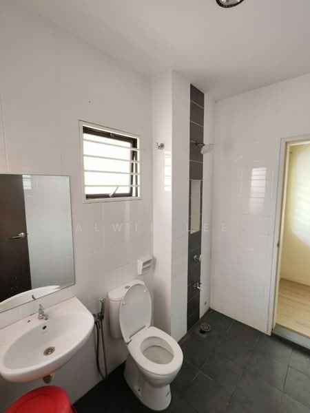 Terraced House for Rent in Bandar Bukit Raja (Klang) - Alwin Lee - Bathroom - PropertyGuru.com.my