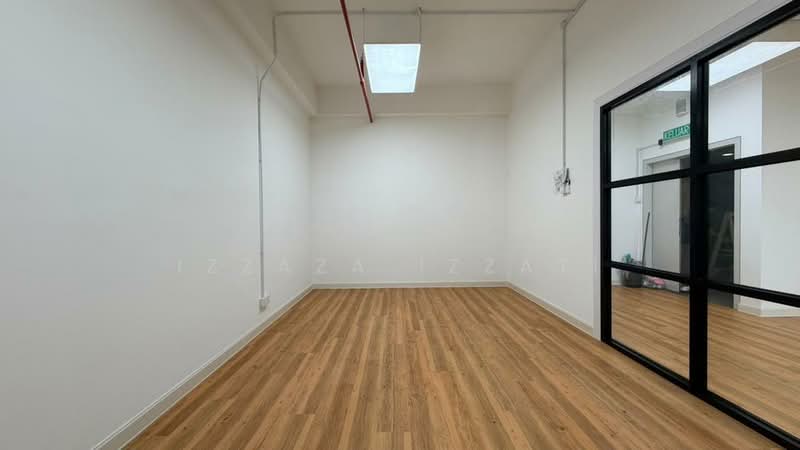 Pejabat untuk Disewa di Bukit Jelutong (Shah Alam) - Izzaza Izzati - Interior - PropertyGuru.com.my