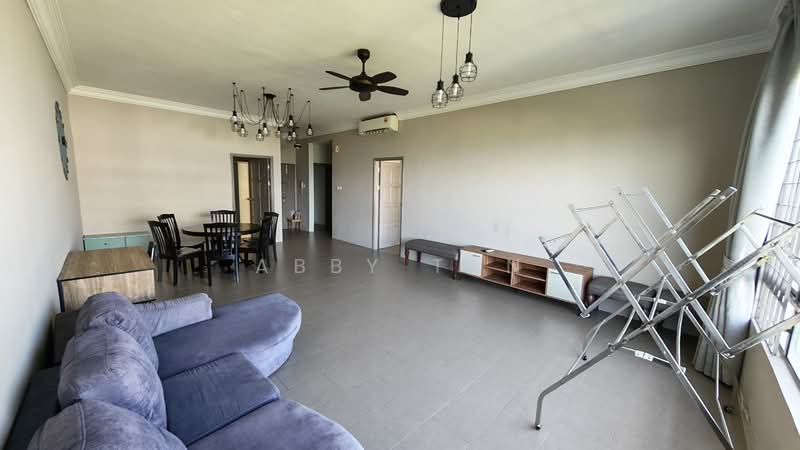 Kondominium untuk Disewa di The Peak Condominium - Abby Tan - Living Room - PropertyGuru.com.my