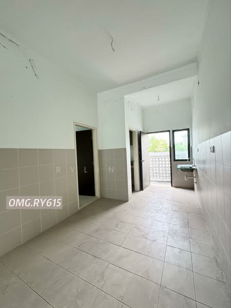 Rumah Teres 2 Tingkat untuk Dijual di Bukit Raja (Selangor) - Rylin Tan - Interior - PropertyGuru.com.my