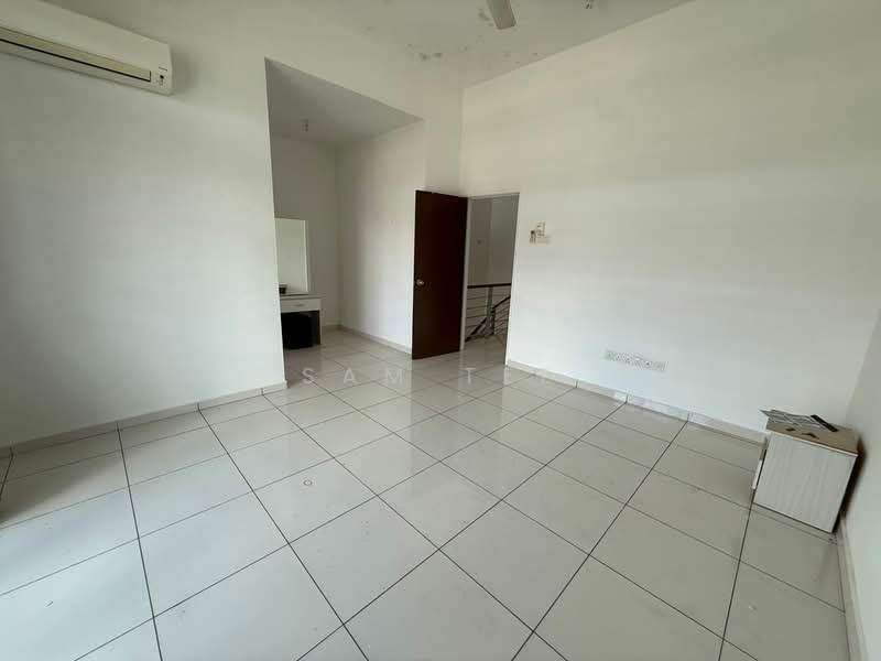 2-storey Terraced House for Sale in Taman Nusa Sentral (Iskandar Puteri (Nusajaya)) - Sam Tee - Interior - PropertyGuru.com.my
