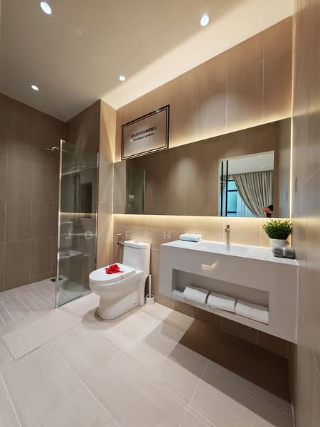 Kondominium untuk Dijual di Tuan Pavilion - Joseph Tan - Bathroom - PropertyGuru.com.my