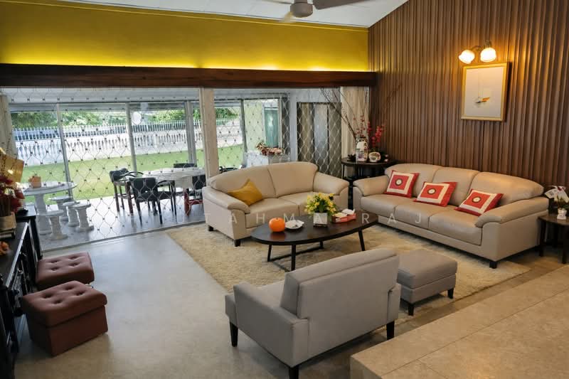 Rumah Banglo untuk Dijual di Seksyen 5 (Petaling Jaya) - P Utahma Raj - Living Room - PropertyGuru.com.my
