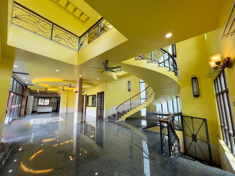 Bungalow for Sale in Mines Resort City (Seri Kembangan) - Ken Wong - Living Room - PropertyGuru.com.my