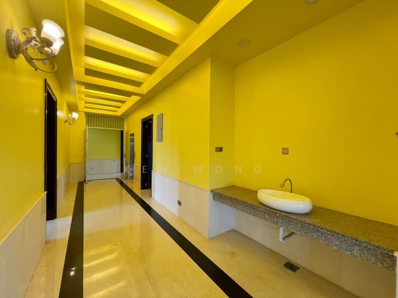 Bungalow for Sale in Mines Resort City (Seri Kembangan) - Ken Wong - Corridor - PropertyGuru.com.my