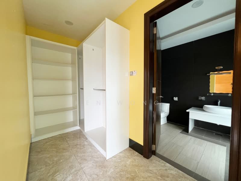 Bungalow for Sale in Mines Resort City (Seri Kembangan) - Ken Wong - Bedroom - PropertyGuru.com.my