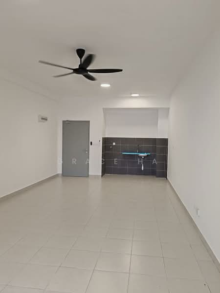 Servis Apartment untuk Disewa di The Netizen - Grace Ha - Kitchen - PropertyGuru.com.my