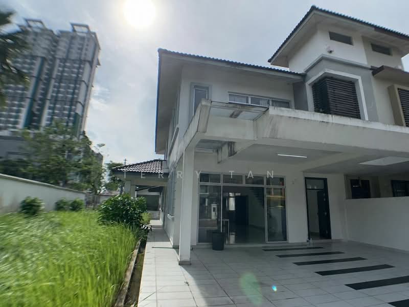2-storey Terraced House for Sale in Taman Molek (Johor Bahru) - Terry Tan - Exterior - PropertyGuru.com.my