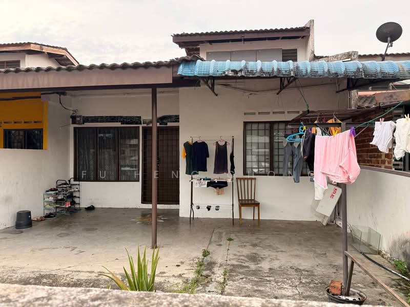 1-storey Terraced House for Sale in Kulai (Johor) - Fu Heng Chong - Exterior - PropertyGuru.com.my