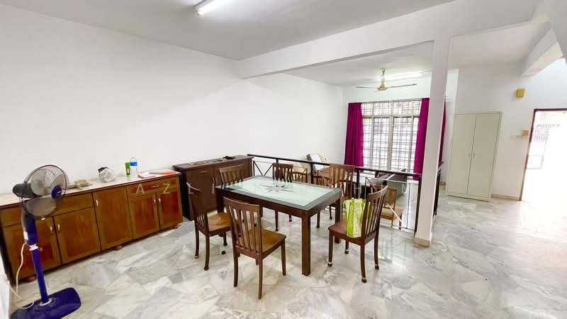 Rumah Teres 2 Tingkat untuk Dijual di Taman Mulia (Cheras) - Azli Ibrahim - Living Room - PropertyGuru.com.my