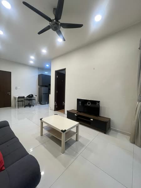 Condominium for Rent at Amberside @ Country Garden Danga Bay - Alan Toh - Living Room - PropertyGuru.com.my