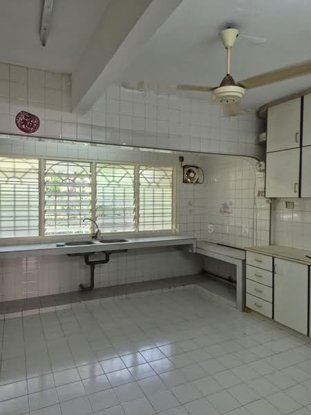 Rumah Teres 2-Tingkat untuk Dijual di Pjs 10 (Sunway) - Poh Wan Sin - Kitchen - PropertyGuru.com.my