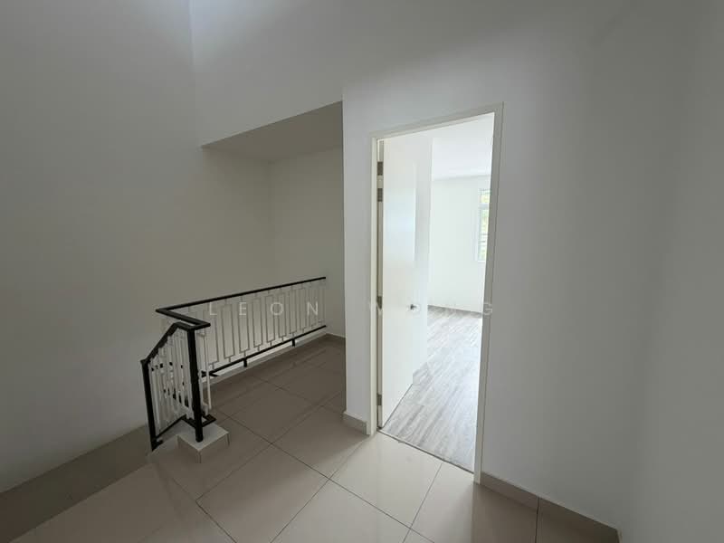 Rumah Teres 2 Tingkat untuk Dijual di Bandar Country Homes (Rawang) - Leon Wong - PropertyGuru.com.my