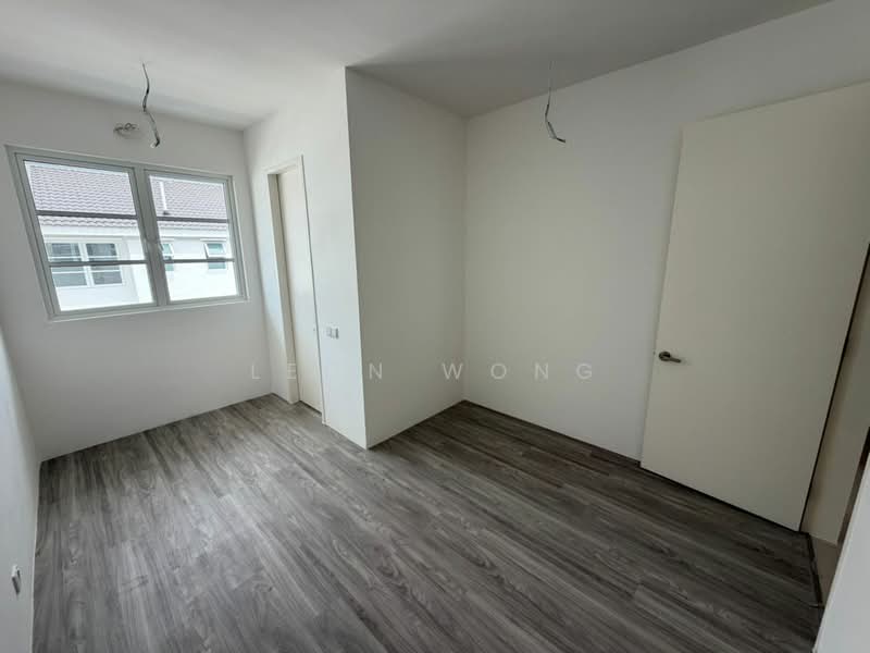 Rumah Teres 2 Tingkat untuk Dijual di Bandar Country Homes (Rawang) - Leon Wong - PropertyGuru.com.my
