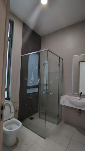 Rumah Banglo untuk Dijual di The Valley TTDI (Ampang) - Connie Wong - Bathroom - PropertyGuru.com.my