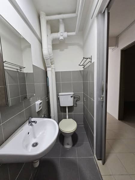 Pangsapuri untuk Dijual di Alpinia - Justin Lim - Bathroom - PropertyGuru.com.my