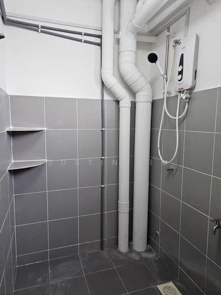 Pangsapuri untuk Dijual di Alpinia - Justin Lim - Bathroom - PropertyGuru.com.my