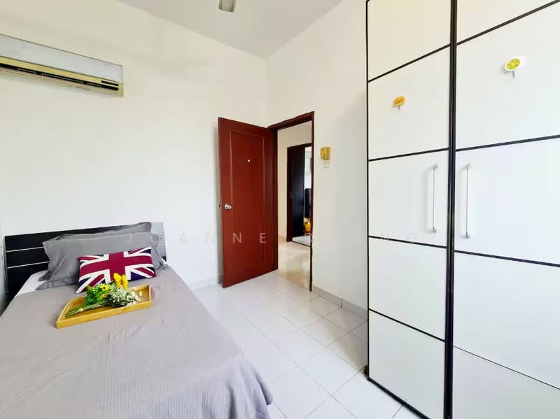 Servis Apartment untuk Disewa di E-Tiara - Joanne Diong - Bedroom - PropertyGuru.com.my